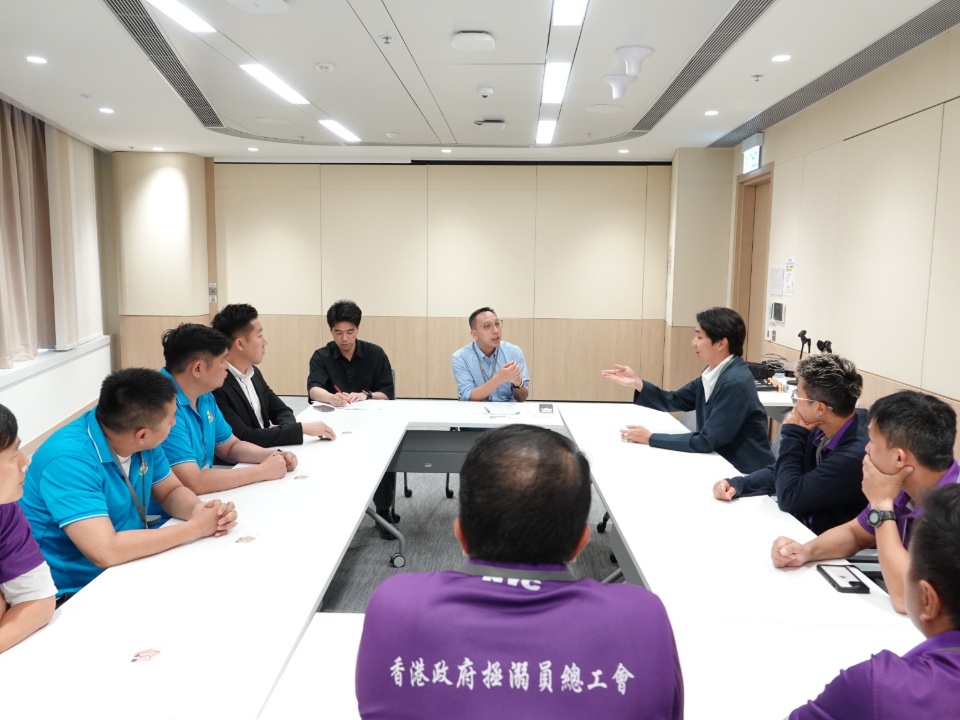 2026-05-07　林偉江就救生員人手問題會晤香港政府拯溺員總工會、港九拯溺員工會代表