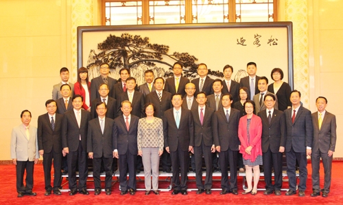 The HKFTU leaders proposed the method for the Chief Executive...